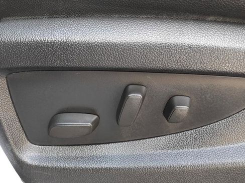 Used 2015 GMC Yukon XL SLT image 20