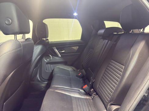 Used 2020 Land Rover Discovery Sport S image 29
