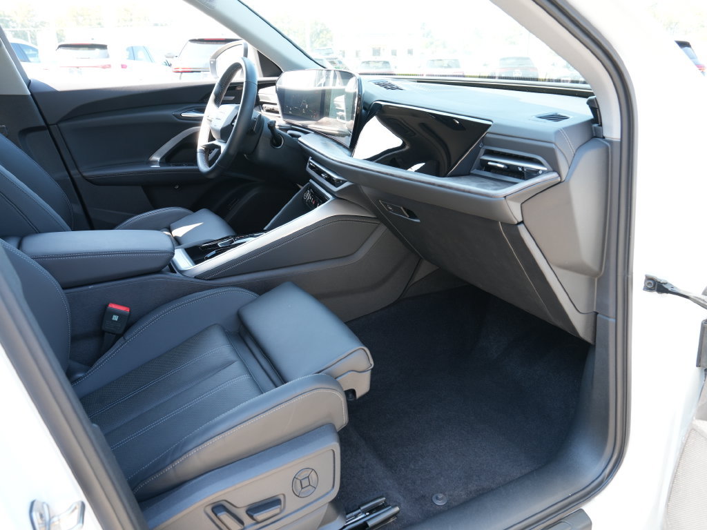 Used 2025 Audi Q5 Premium Plus AWD/4WD image 18