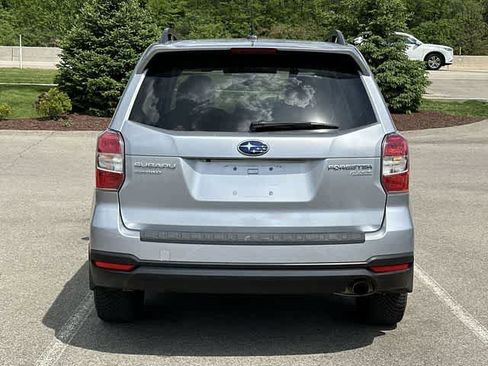 Used 2015 Subaru Forester 2.5i Touring w/ Eyesight & Navigation System AWD/4WD image 4