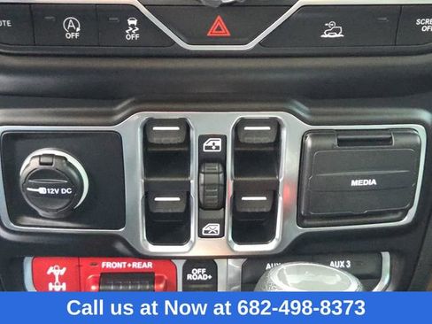 Used 2021 Jeep Wrangler Unlimited Rubicon w/ Xtreme Recon 35" Tire Package image 22