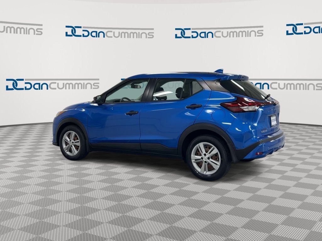 Used 2023 Nissan Kicks S FWD image 6