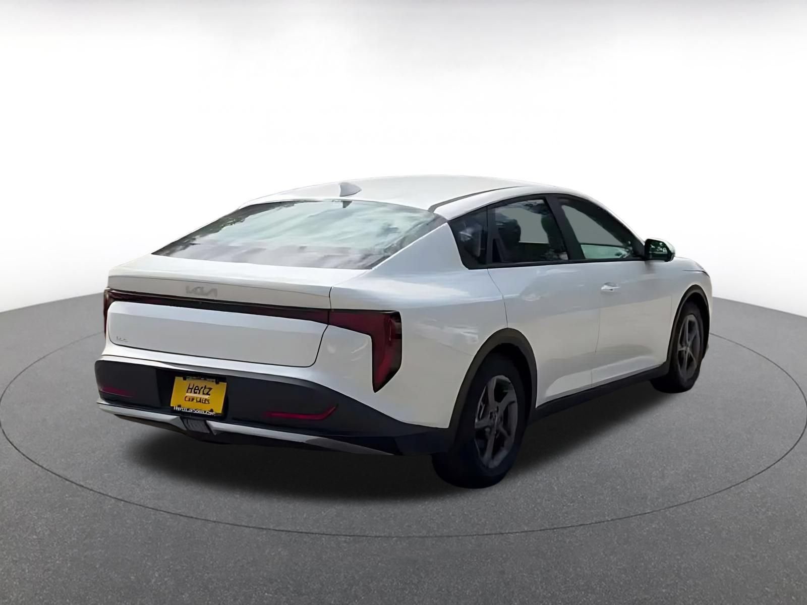 Used 2025 Kia K4 FWD image 13