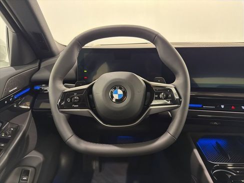 Used 2024 BMW 530i xDrive w/ Premium Package image 30