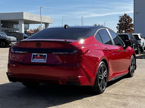 Used 2025 Toyota Camry XSE image 4