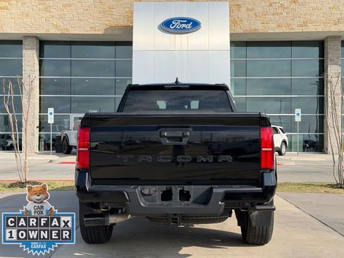 Used 2024 Toyota Tacoma TRD Sport image 23