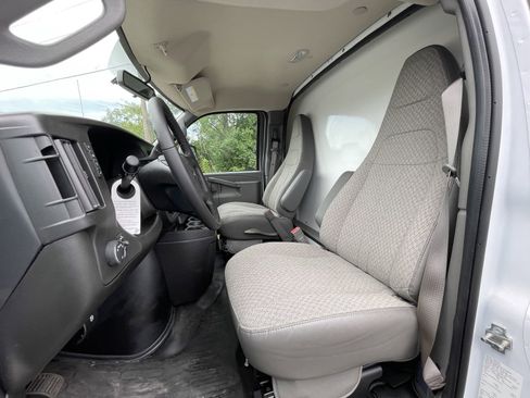 New 2023 GMC Savana 3500 w/ Power Convenience Package image 35