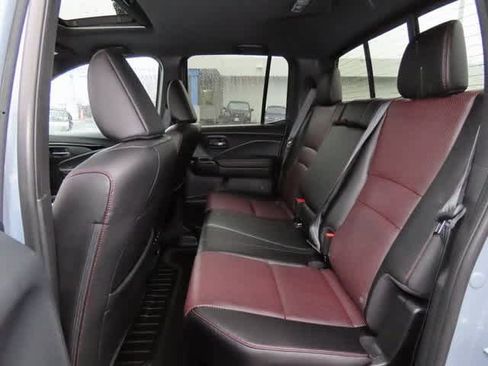 Used 2024 Honda Ridgeline Black Edition image 14