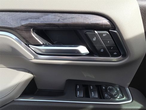 New 2026 Chevrolet Silverado 1500 LTZ w/ Z71 Off-Road Package image 14