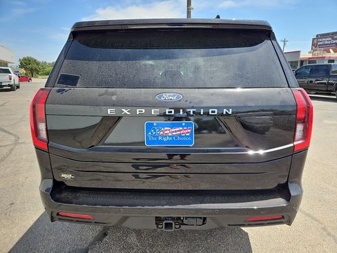 New 2027 Ford Expedition Active RWD image 10