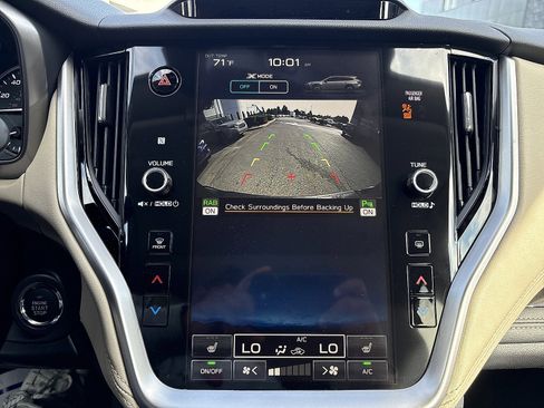 Used 2025 Subaru Outback Limited image 4