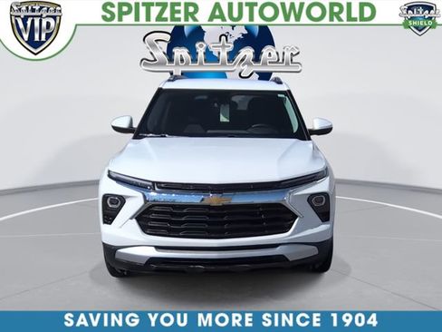 Used 2024 Chevrolet TrailBlazer LT w/ LT Cold Weather Package image 3