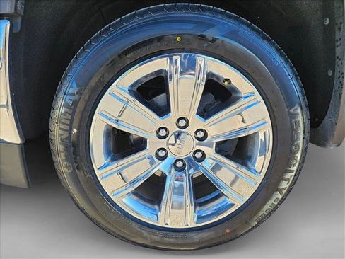 Used 2018 GMC Sierra 1500 SLT w/ Enhanced Driver Alert Package image 22