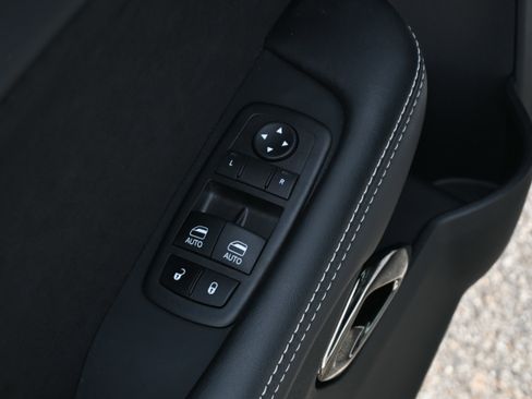 Used 2023 Dodge Challenger SRT Hellcat RWD image 15