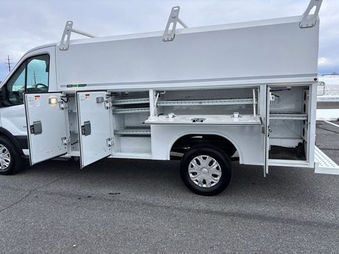 Used 2016 Ford Transit 250 138 w/ Interior Upgrade Package image 25