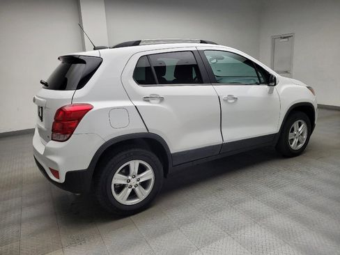 Used 2020 Chevrolet Trax LT w/ LT Convenience Package AWD/4WD image 10