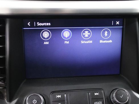 Used 2022 GMC Acadia SLE w/ Driver Convenience Package image 45