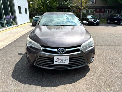 Used 2017 Toyota Camry LE image 8