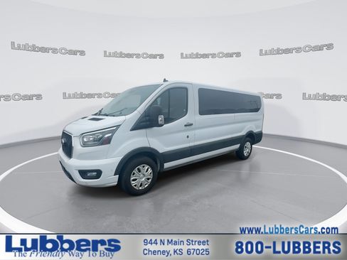 Used 2023 Ford Transit 350 XLT RWD image 4