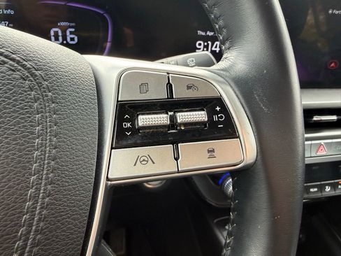 Used 2025 Kia Telluride S image 14