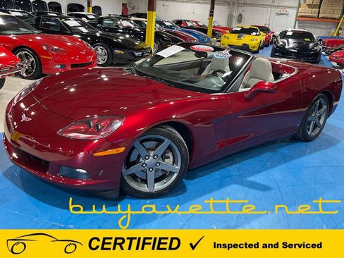Used 2007 Chevrolet Corvette Convertible w/ Preferred Equipment Group RWD image 2