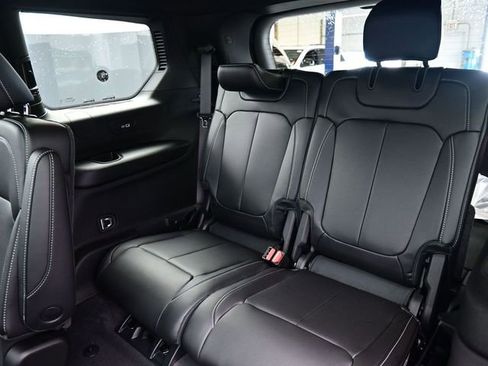 New 2026 Jeep Grand Cherokee L Limited AWD/4WD image 29