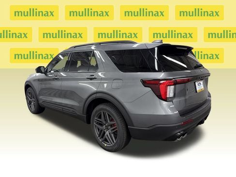 New 2026 Ford Explorer ST AWD/4WD image 10