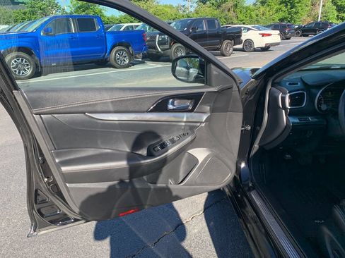 Used 2021 Nissan Maxima 3.5 SV w/ Floor Mat Group FWD image 13