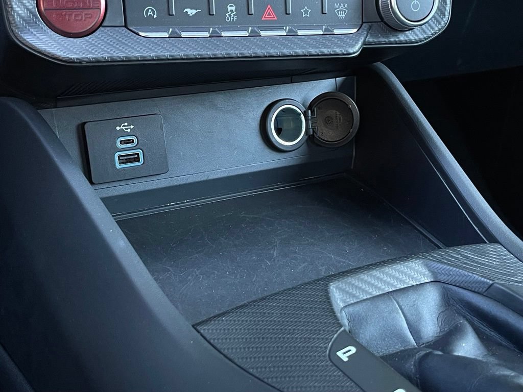 Used 2025 Ford Mustang Premium RWD image 19