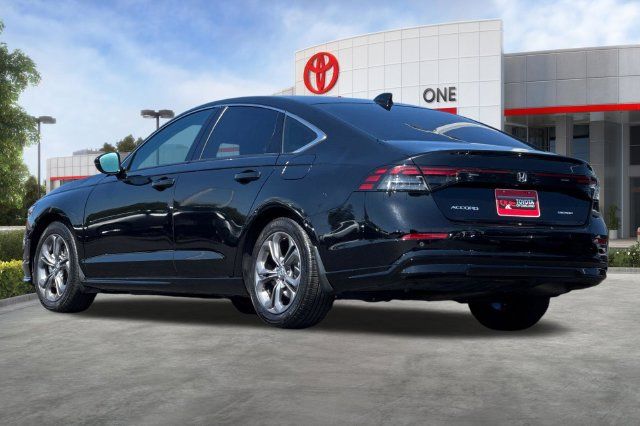 Used 2024 Honda Accord EX-L image 6