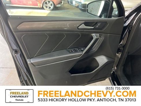 Used 2022 Volkswagen Tiguan SE image 10