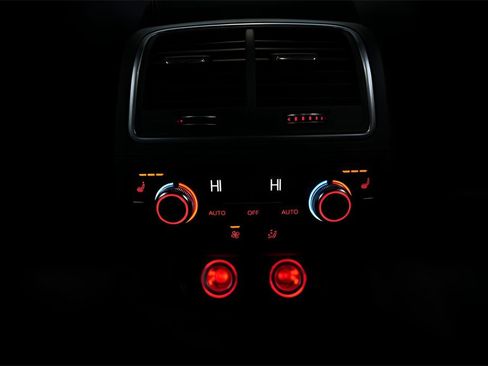 Used 2017 Audi A7 3.0T Competition Prestige w/ Driver Assistance Package image 37