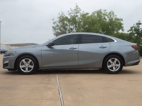 Used 2023 Chevrolet Malibu LS FWD image 4