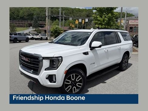 Used 2022 GMC Yukon XL AT4 w/ Technology Package AWD/4WD image 1