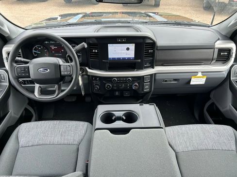 New 2026 Ford F250 XLT w/ 360-Degree Camera Package AWD/4WD image 12