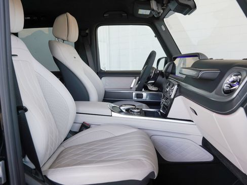 Used 2022 Mercedes-Benz G 63 AMG Squared image 29