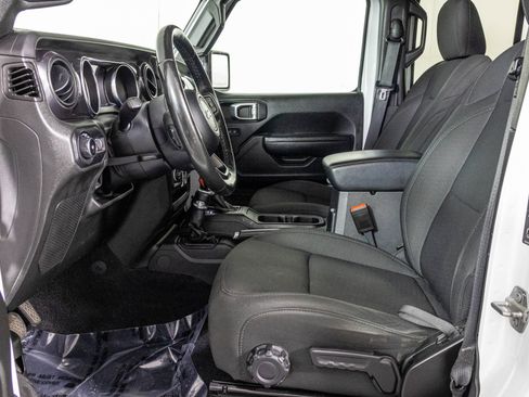 Used 2022 Jeep Wrangler Unlimited Sport AWD/4WD image 22