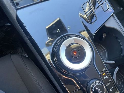 Used 2023 Kia Sportage LX AWD/4WD image 23