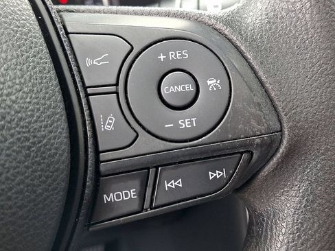 Used 2019 Toyota RAV4 XLE w/ All Weather Liner Package AWD/4WD image 28