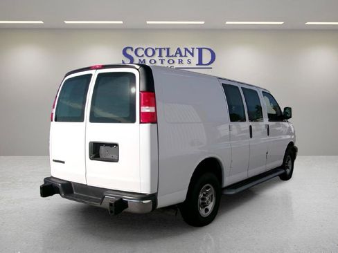 Used 2024 Chevrolet Express 2500 w/ Driver Convenience Package RWD image 6