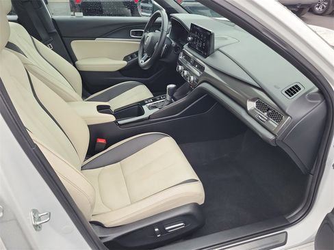 Used 2023 Acura Integra A-Spec image 17