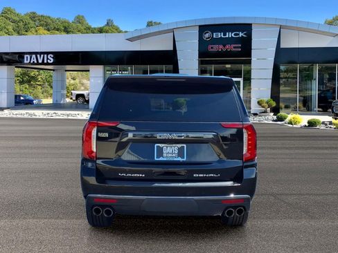 Used 2024 GMC Yukon XL Denali Ultimate AWD/4WD image 5