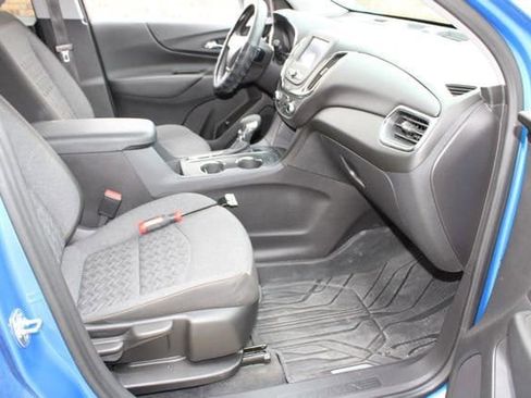 Used 2024 Chevrolet Equinox LT w/ LPO, Floor Liner Package image 16