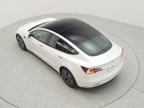 Used 2023 Tesla Model 3 Standard Range RWD image 28