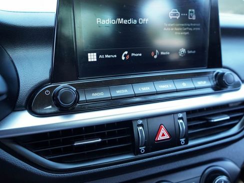 Used 2024 Kia Forte LX image 22