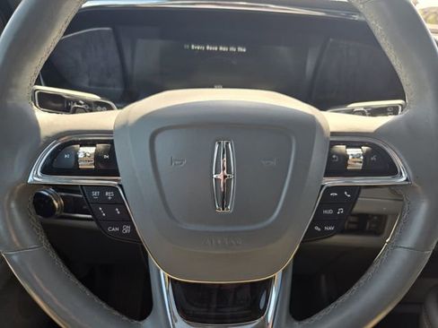 Certified 2019 Lincoln Navigator Reserve AWD/4WD image 26