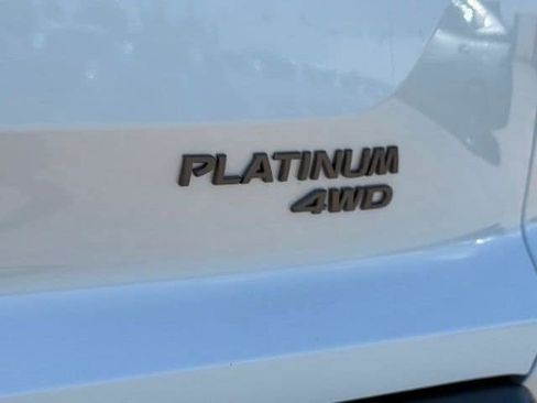 New 2026 Nissan Pathfinder Platinum AWD/4WD image 17