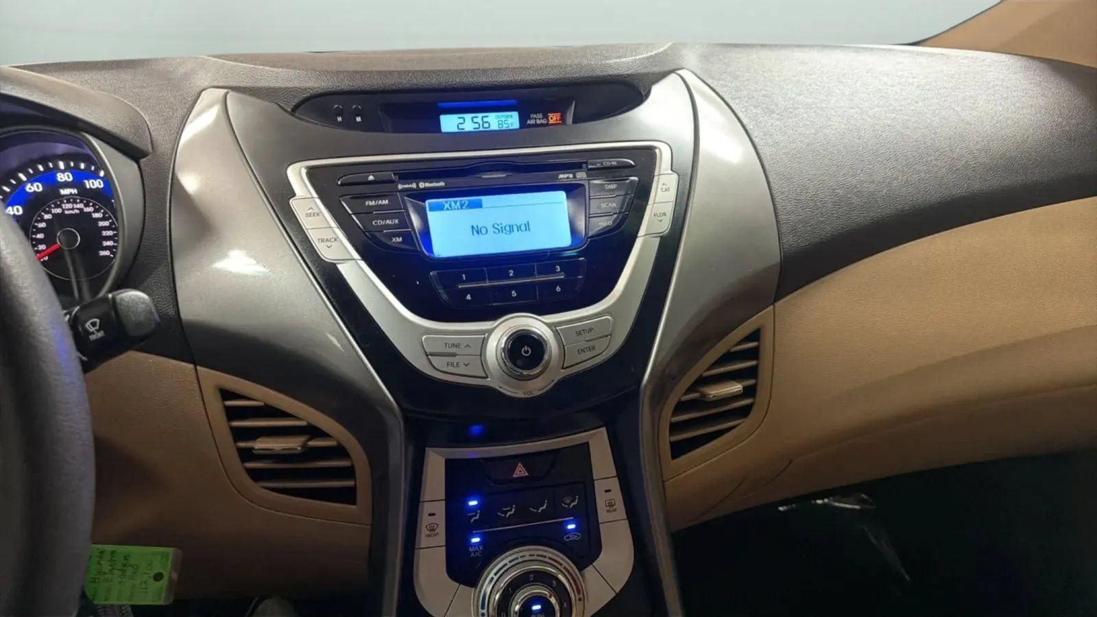 Used 2012 Hyundai Elantra GLS w/ Preferred Pkg 3 FWD image 13