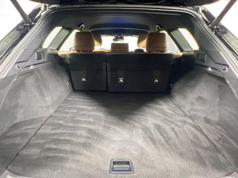 Used 2025 Toyota Crown Signia image 34