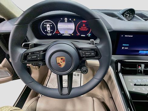 Used 2026 Porsche Panamera GTS AWD/4WD image 39